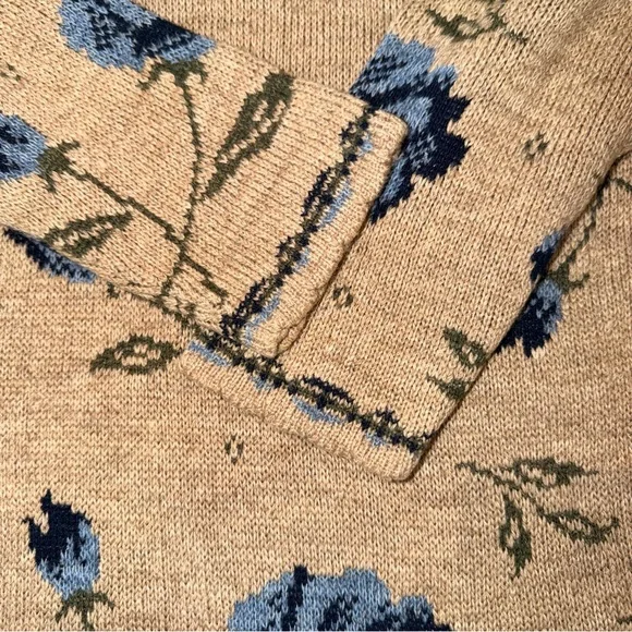 Vintage Spring Knit Sweater - Blue and Tan - Picture 4 of 7